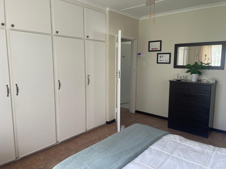 4 Bedroom Property for Sale in Beacon Bay Eastern Cape